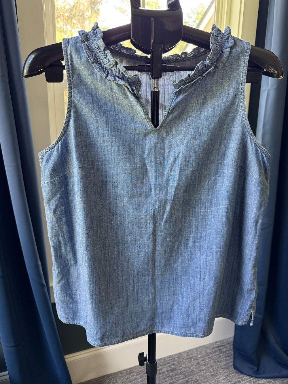 Talbots Petite Medium Blue Chambray Cotton Ruffle Neck Sleeveless Blouse